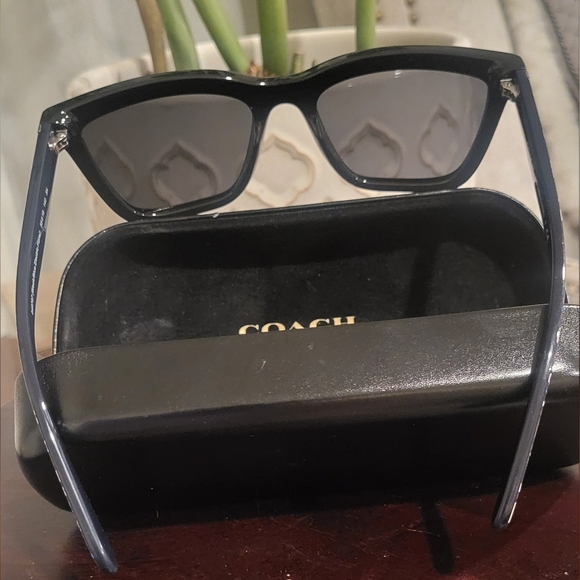 Coach Cat Eye Black Sunglasses - Picture 3 of 7
